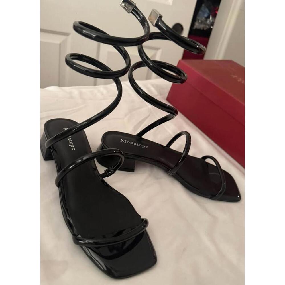 New Women’s size 7 black Modatope Gladiator Sandal